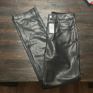 Express NWT super high waisted faux leather 90s pants size 2R